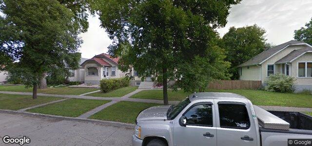 Larawan ng 237 Melbourne Avenue sa Winnipeg, Manitoba