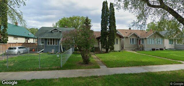 Larawan ng 239 Munroe Avenue sa Winnipeg, Manitoba