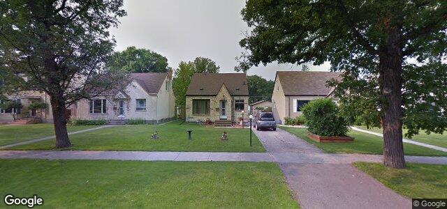 Larawan ng 240 Neil Avenue sa Winnipeg, Manitoba