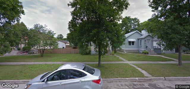 Larawan ng 241 Melbourne Avenue sa Winnipeg, Manitoba