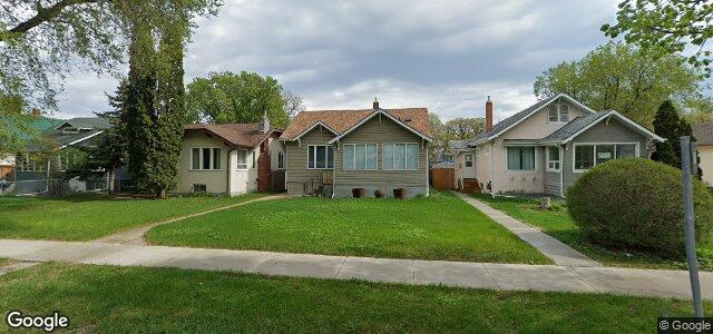 Larawan ng 241 Munroe Avenue sa Winnipeg, Manitoba