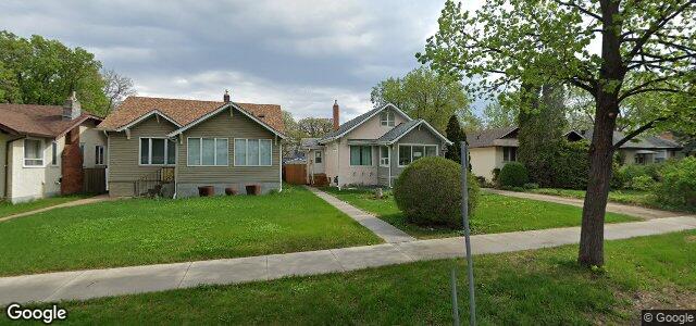 Larawan ng 245 Munroe Avenue sa Winnipeg, Manitoba