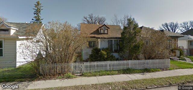 Larawan ng 245 Trent Avenue sa Winnipeg, Manitoba