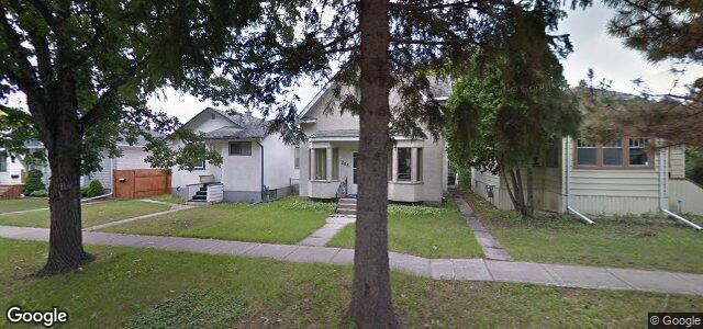 Larawan ng 256 Melbourne Avenue sa Winnipeg, Manitoba