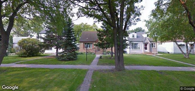 Larawan ng 260 Neil Avenue sa Winnipeg, Manitoba