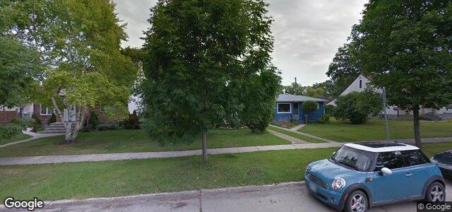 Larawan ng 275 Melbourne Avenue sa Winnipeg, Manitoba