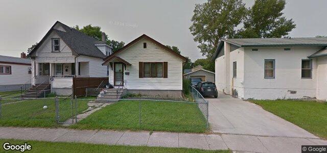 Photo of 284 Sydney Avenue in Winnipeg, Manitoba
