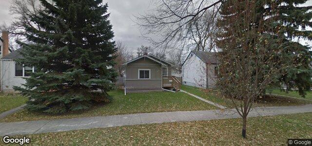 Larawan ng 350 Chelsea Avenue sa Winnipeg, Manitoba