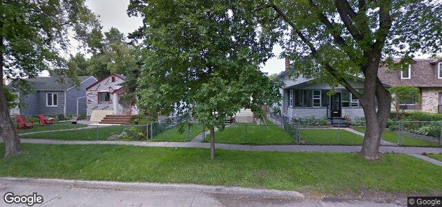 Larawan ng 355 Melbourne Avenue sa Winnipeg, Manitoba
