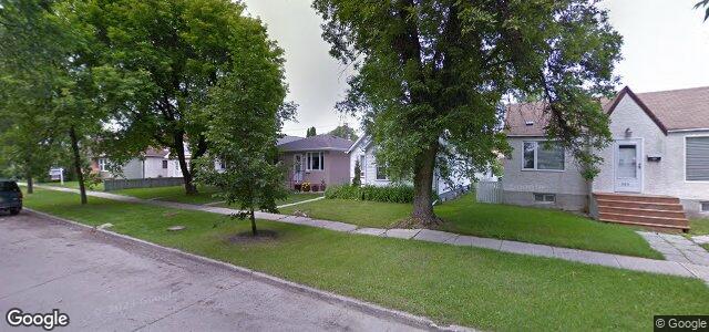 Larawan ng 381 Melbourne Avenue sa Winnipeg, Manitoba
