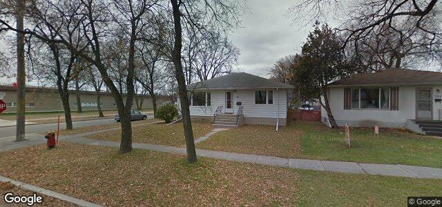Larawan ng 388 Bronx Avenue sa Winnipeg, Manitoba