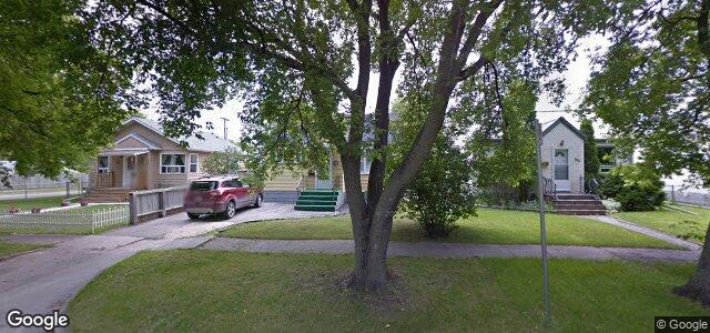 Larawan ng 392 Melbourne Avenue sa Winnipeg, Manitoba