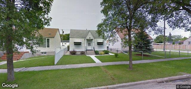 Larawan ng 393 Melbourne Avenue sa Winnipeg, Manitoba