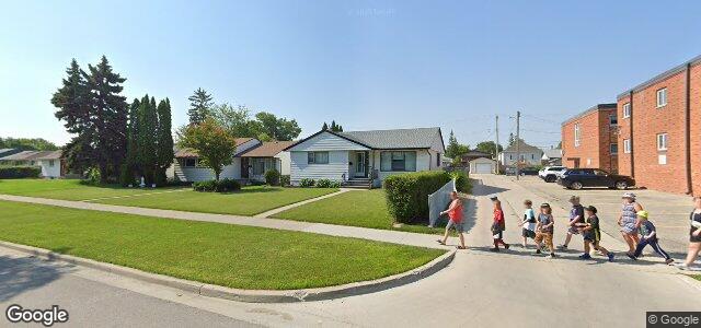 402 Neil Avenue（加拿大曼尼托巴省溫尼伯市）房屋照片