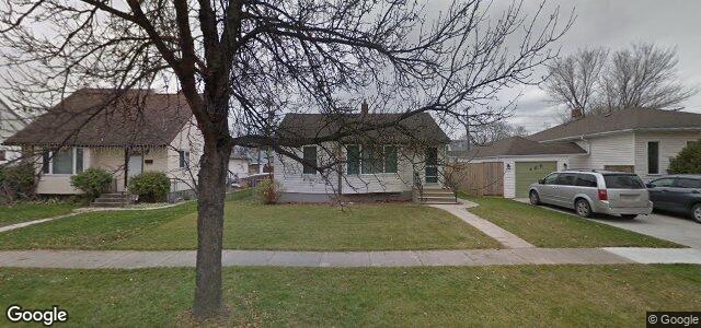 Larawan ng 410 Melbourne Avenue sa Winnipeg, Manitoba
