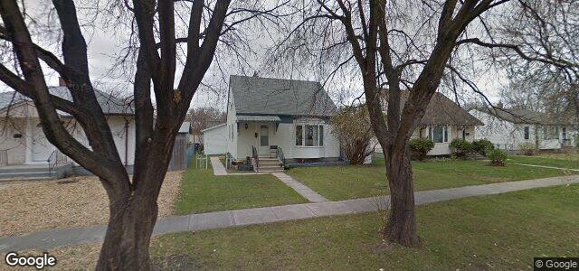 Larawan ng 418 Melbourne Avenue sa Winnipeg, Manitoba