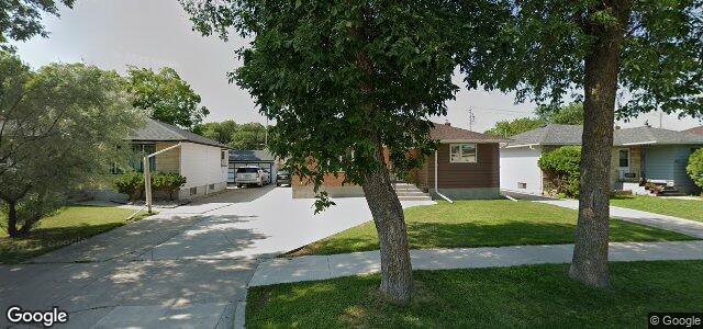 Larawan ng 420 Chelsea Avenue sa Winnipeg, Manitoba