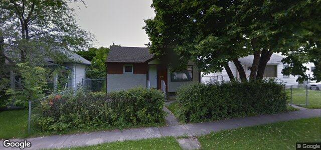 Larawan ng 420 Sydney Avenue sa Winnipeg, Manitoba