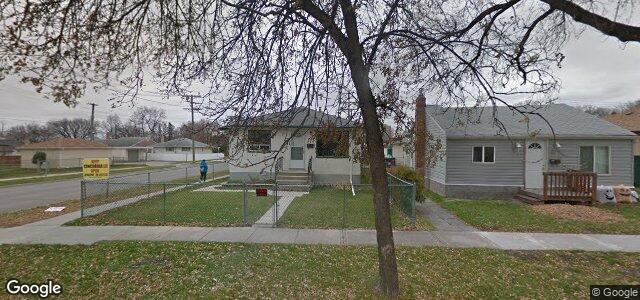 Larawan ng 498 Melbourne Avenue sa Winnipeg, Manitoba