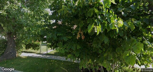 Larawan ng 501 Trent Avenue sa Winnipeg, Manitoba