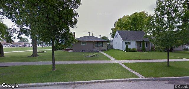 Larawan ng 550 Neil Avenue sa Winnipeg, Manitoba