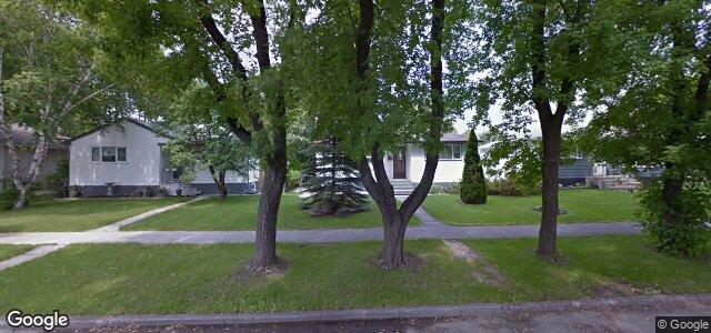 Larawan ng 593 Bronx Avenue sa Winnipeg, Manitoba