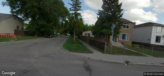 Larawan ng 711 Henderson Highway sa Winnipeg, Manitoba