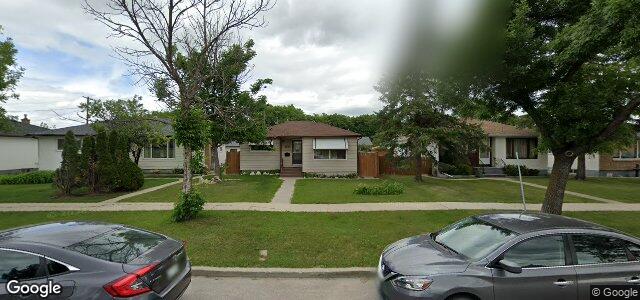 Larawan ng 1129 Huron Avenue sa Winnipeg, Manitoba