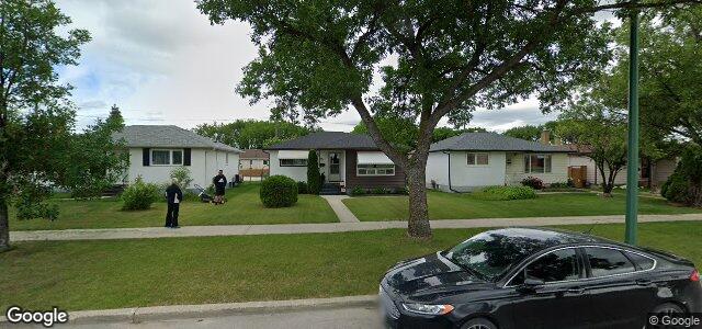 Larawan ng 1137 Huron Avenue sa Winnipeg, Manitoba