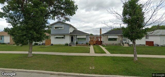 Larawan ng 1153 Huron Avenue sa Winnipeg, Manitoba