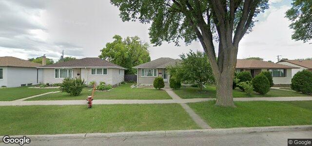 Larawan ng 1162 Machray Avenue sa Winnipeg, Manitoba