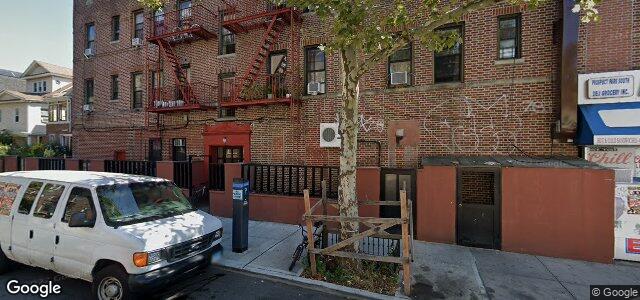 Larawan ng 1201 Church Avenue sa Winnipeg, Manitoba