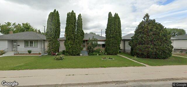 Larawan ng 1227 Mountain Avenue sa Winnipeg, Manitoba