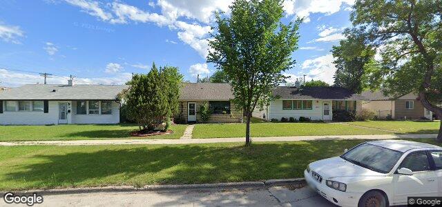 Larawan ng 1241 Chamberlain Avenue sa Winnipeg, Manitoba
