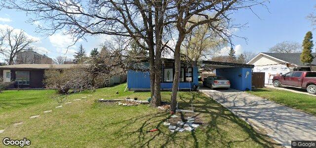 Larawan ng 4 Iroquois Bay sa Winnipeg, Manitoba