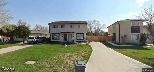 Larawan ng 10 Bluewater Crescent sa Winnipeg, Manitoba