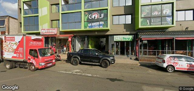 Larawan ng 10 Gleneagles Road sa Winnipeg, Manitoba