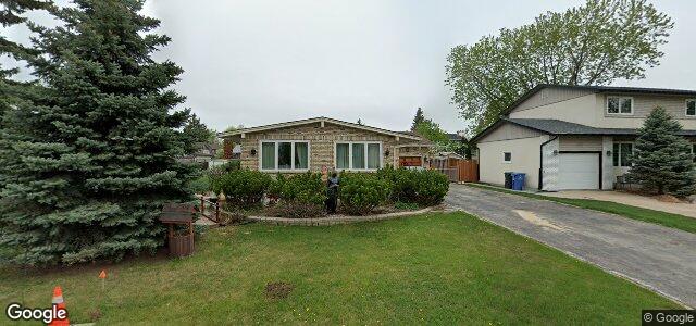 Larawan ng 107 Royal Salinger Road sa Winnipeg, Manitoba