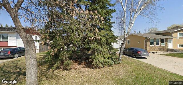 Larawan ng 146 Southmoor Road sa Winnipeg, Manitoba