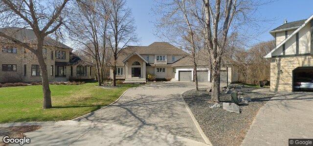 Larawan ng 15 Dogwood Cove sa Winnipeg, Manitoba