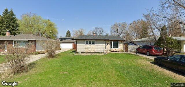 Larawan ng 15 Fallbrook Bay sa Winnipeg, Manitoba