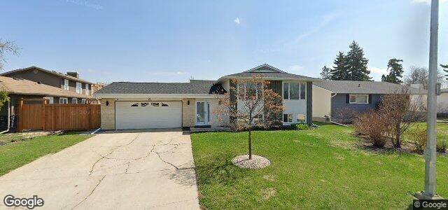 Larawan ng 15 Royal Salinger Road sa Winnipeg, Manitoba