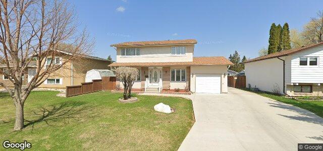 Photo of 154 Southmoor Road in Winnipeg, Manitoba