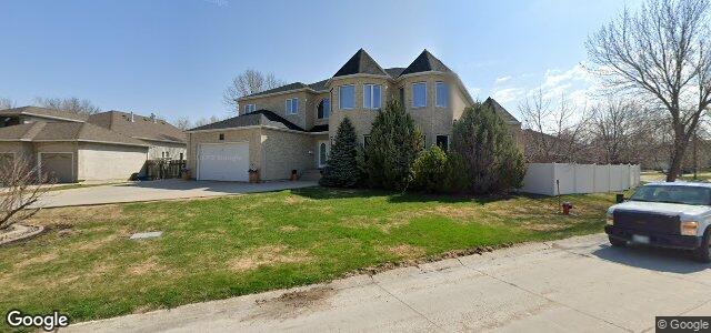 Larawan ng 182 Southbridge Drive sa Winnipeg, Manitoba