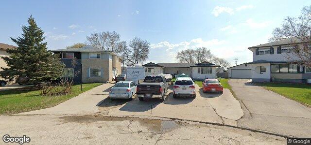 Larawan ng 203 Bluewater Crescent sa Winnipeg, Manitoba