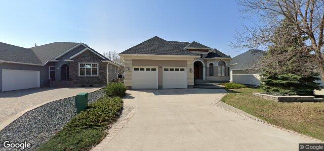 Photo of 203 Southbridge Drive in Winnipeg, Manitoba