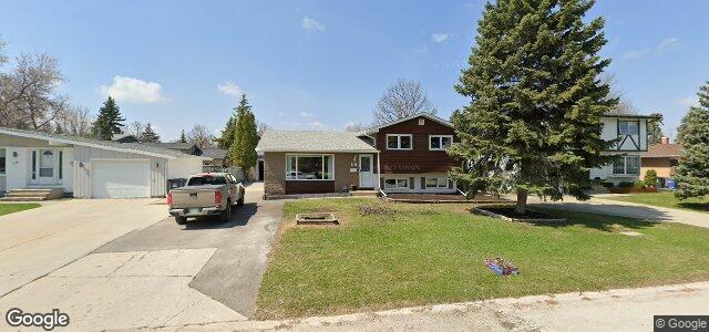 Larawan ng 26 Pine Bluff Road sa Winnipeg, Manitoba