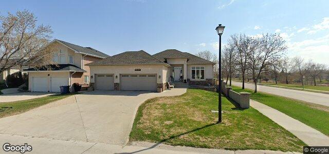 Larawan ng 290 Southbridge Drive sa Winnipeg, Manitoba