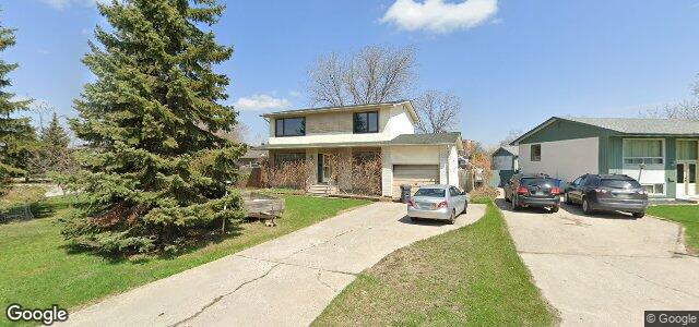 Larawan ng 35 Pine Bluff Road sa Winnipeg, Manitoba