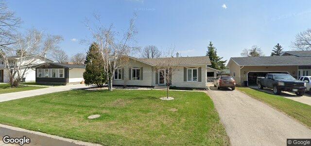 Larawan ng 39 Royal Salinger Road sa Winnipeg, Manitoba